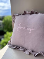 Coussin à volants en gaze de coton - À personnaliser