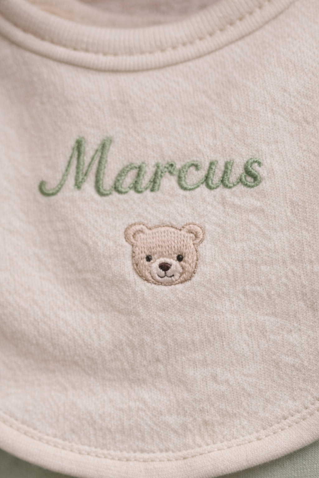 Bonnet & bavoir bébé en interlock de coton